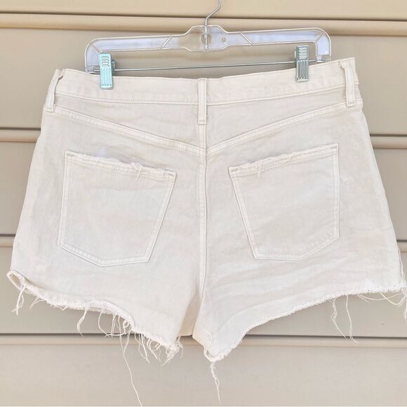 Univeresal Threads Highest Rise Shortie White Distressed Shorts Size 14 - Picture 4 of 7